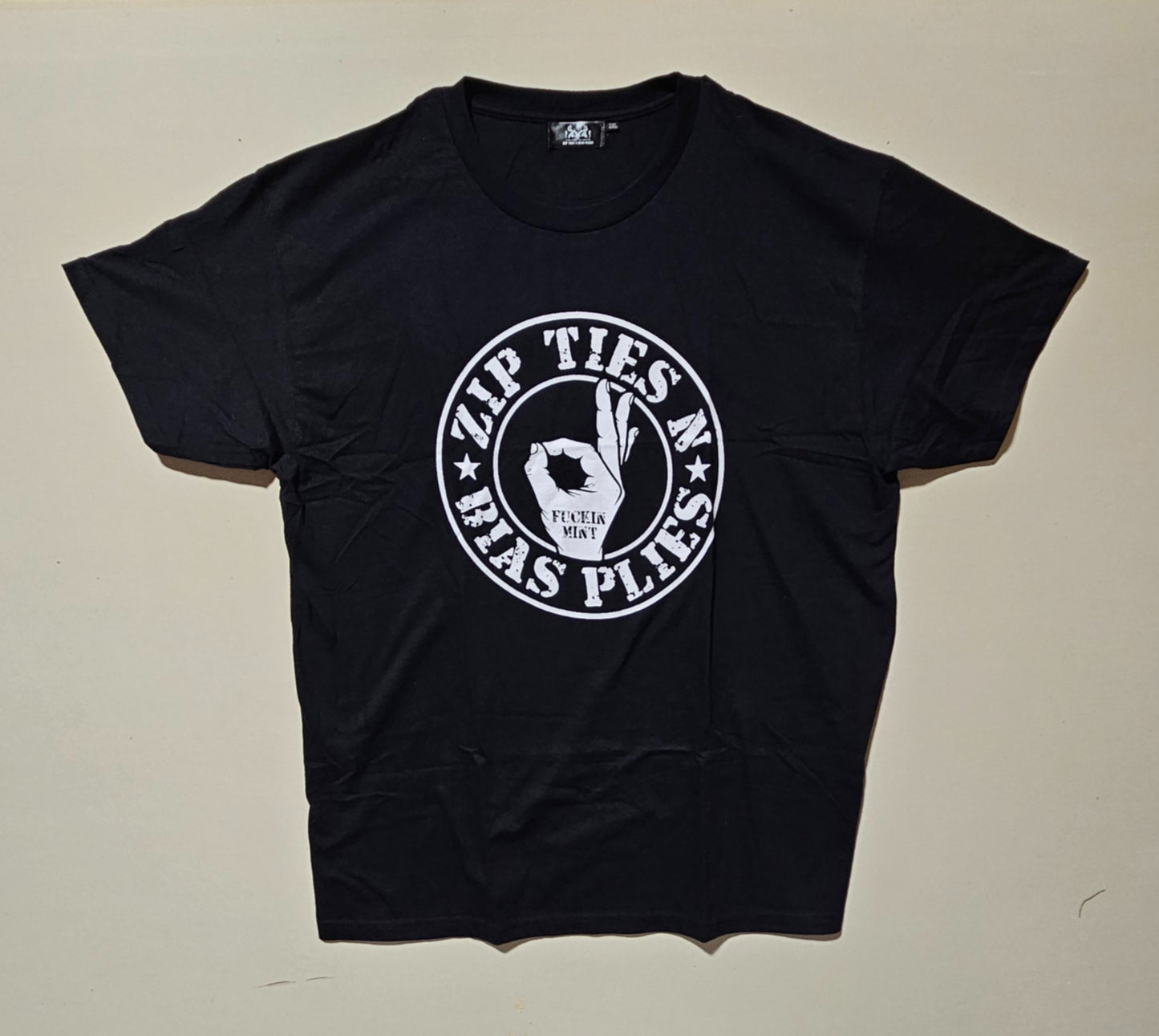 Fuckin Mint T-Shirt (XL - NEW!!) image 0